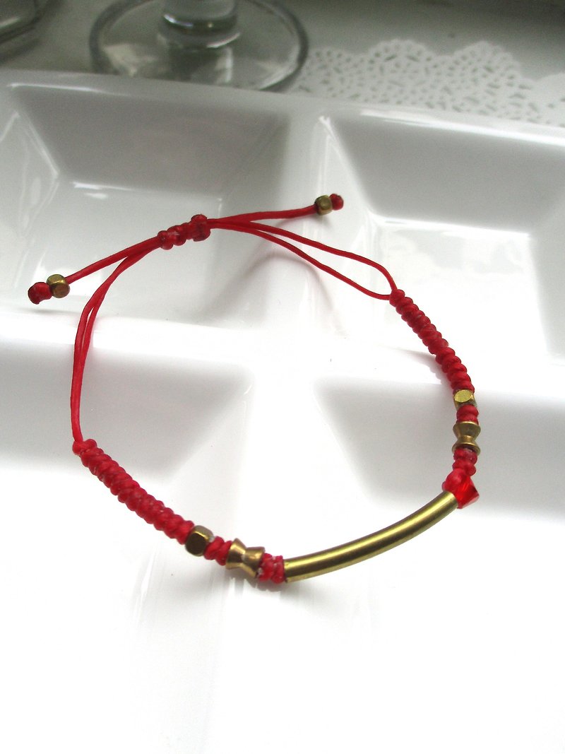 小風箏-銅趣手環(蠶絲臘線伸縮結)-紅色 - 手鍊/手環 - 其他材質 紅色
