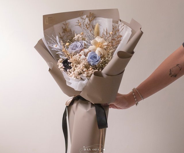 休日ドライフラワー花束永遠のバラ韓国風花束バレンタインデーギフト
