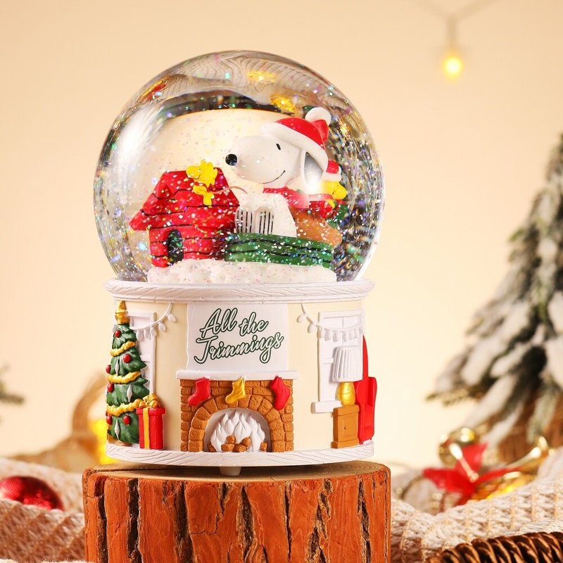 Snoopy Snoopy Christmas Sleigh (Color) Crystal Ball Music Box Birthday Christmas Exchange Gift Wooden Stove - ของวางตกแต่ง - แก้ว 