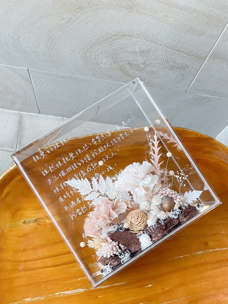 Carnation Timex Permanent Carnation Dried Flower Transparent Flower Frame - กรอบรูป - พืช/ดอกไม้ 