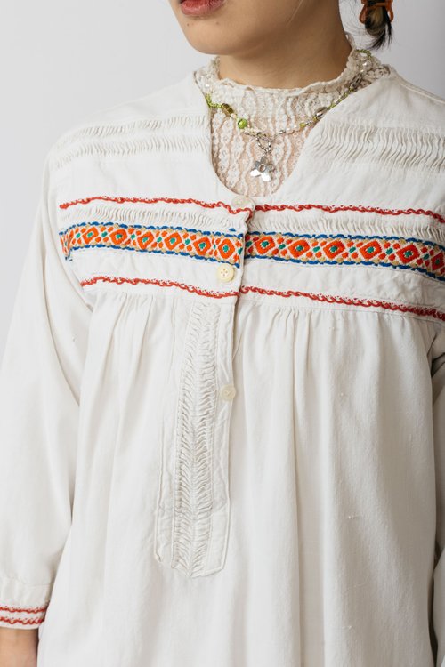 刺繍民族衣装【初恋販売店】Vintage.B725 - ショップ はつこいは