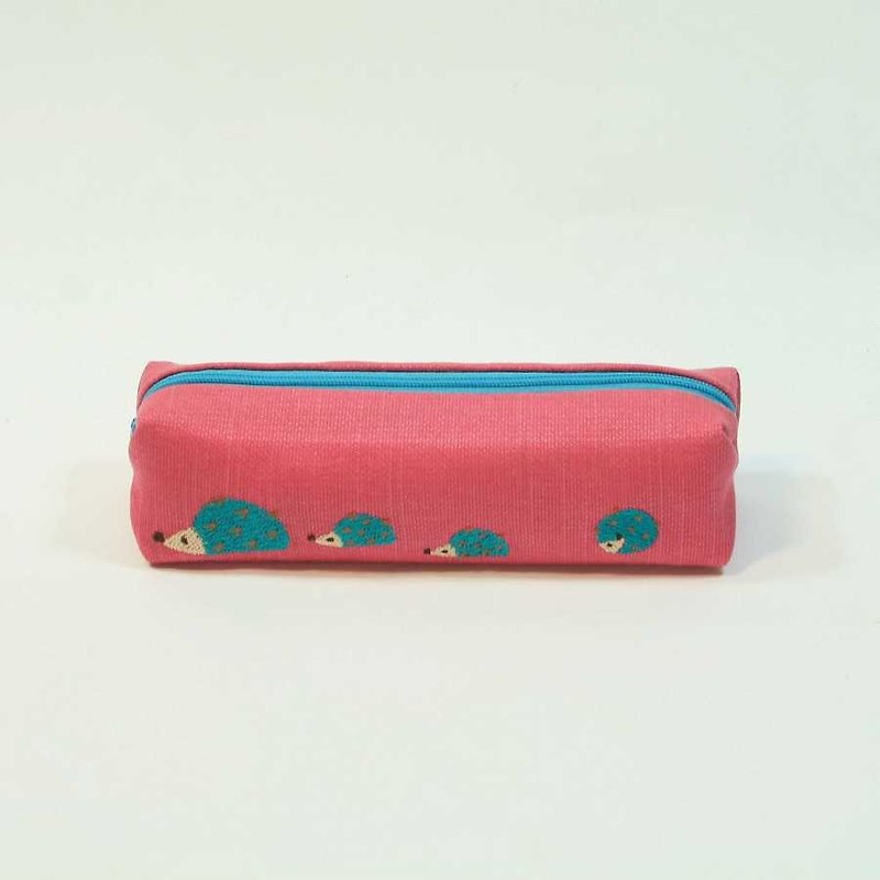 Embroidery square pencil 01-- hedgehog - กล่องดินสอ/ถุงดินสอ - ผ้าฝ้าย/ผ้าลินิน สีแดง