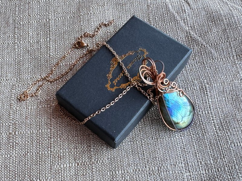 230618 wire wrapping 拉長石 銅線 繞線 吊墮 - 項鍊 - 銅/黃銅 綠色