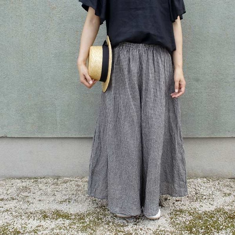 Linen 100% yarn dyed Gaucho pants (lined interior) - 女長褲 - 棉．麻 黑色