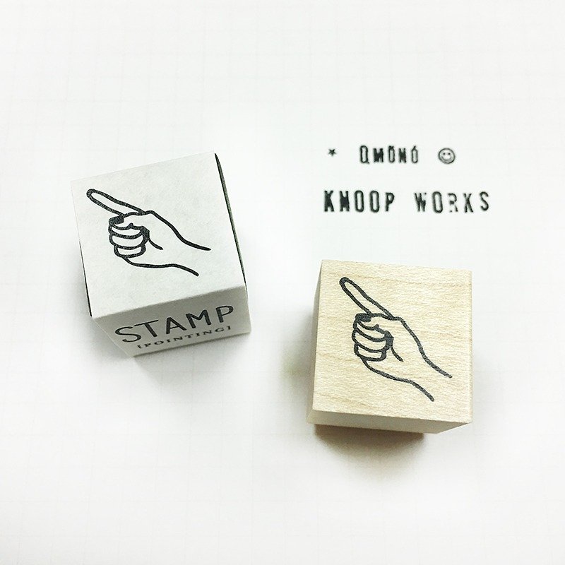 KNOOP WORKS Wooden Stamp (POINTING - A) - ตราปั๊ม/สแตมป์/หมึก - ไม้ สีกากี