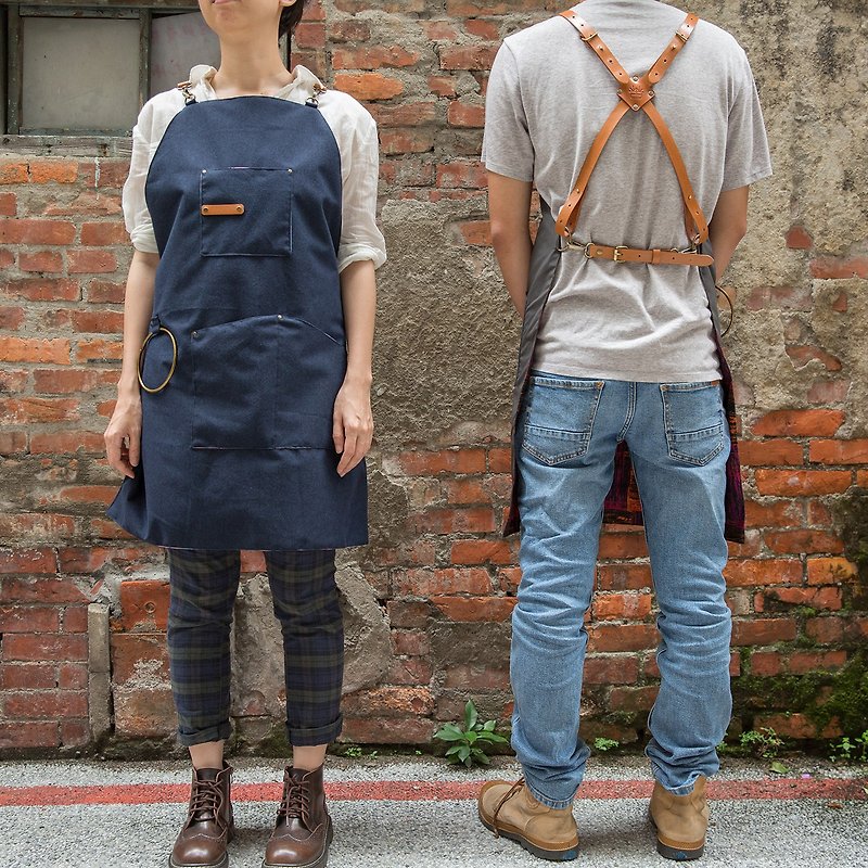 Proofing goods out | Waterproof and stain-resistant work apron | Detachable leather strap | - ผ้ากันเปื้อน - วัสดุกันนำ้ สีเทา