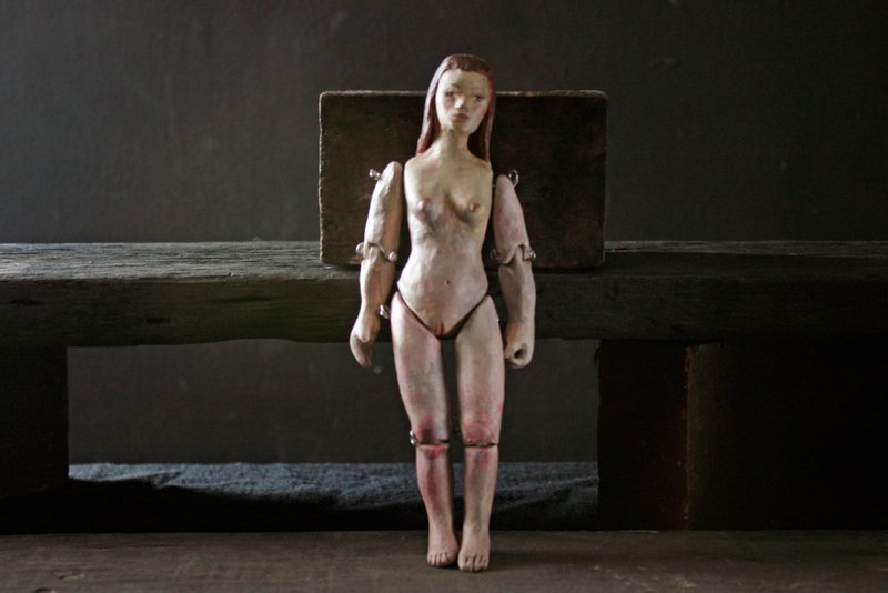 長髮女子(18.5cm 手工製作 陶偶) - 公仔/玩偶 - 陶 白色