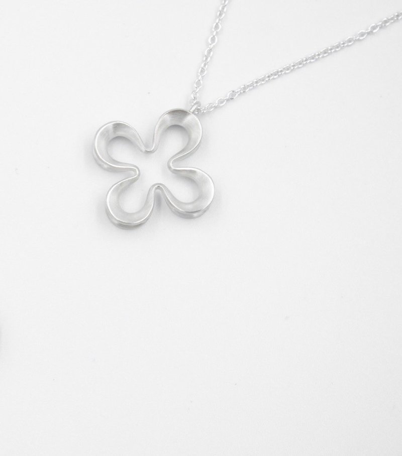 Flower I YH Sliver - Necklaces - Silver Silver