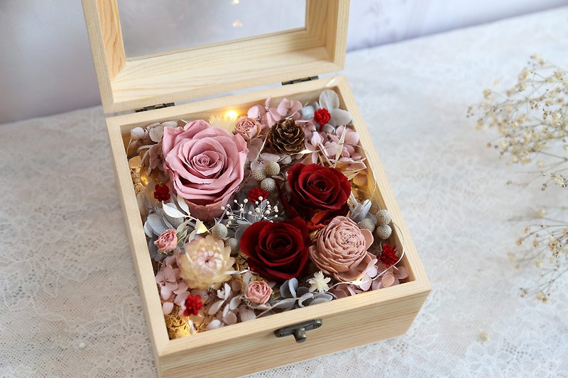 Christmas Gift Box C05/Eternal Flower. Dry Flower/Dry Flower Box/Valentine's Day/Exchanging Gifts/Small Gifts - Dried Flowers & Bouquets - Plants & Flowers 