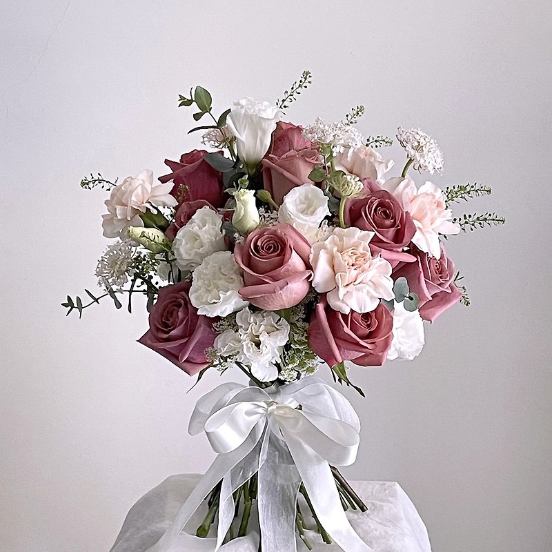 [Flowers] Lotus pink roses, carnations, natural semi-circular bouquets of flowers - อื่นๆ - พืช/ดอกไม้ สึชมพู