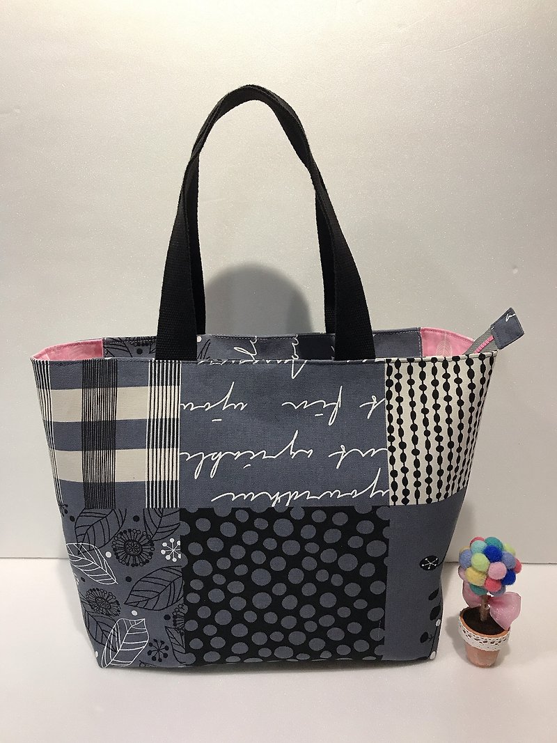 【Large-capacity tote bag】Fashionable gray patchwork - Handbags & Totes - Cotton & Hemp Gray