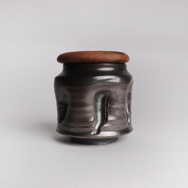 Ming bud kiln l simple Japanese firewood hand-made tea can - Teapots & Teacups - Pottery Brown