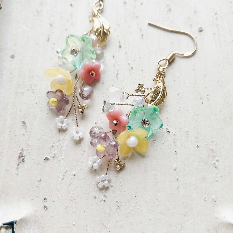 Momolico peach lily earrings colorful bouquets can be changed - Earrings & Clip-ons - Other Materials 