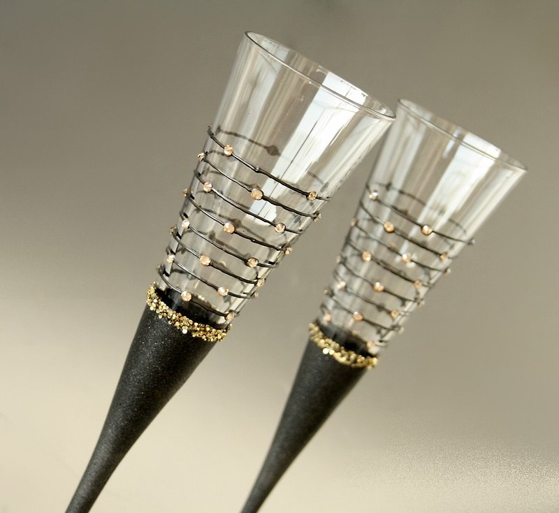 Wedding Glasses Champagne Flutes Hand Painted, Set of 2 - 酒杯/酒器 - 玻璃 黑色