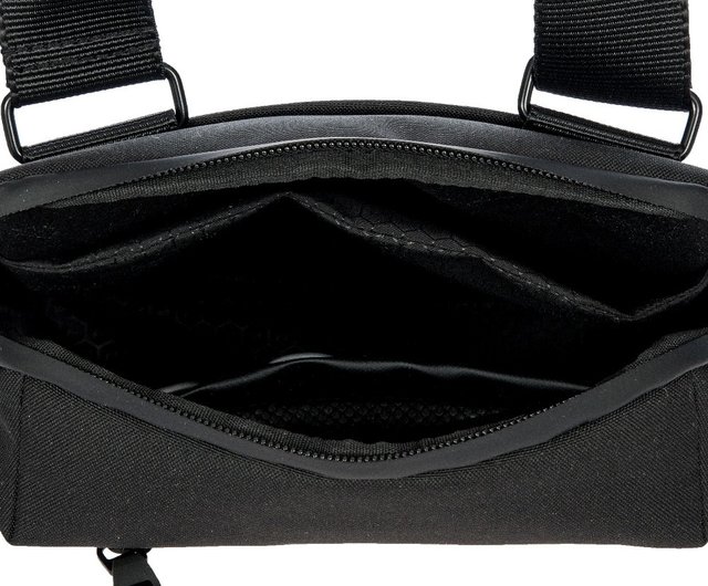 ポルシェデザイン 70%OFF ドイツ製プレミアムショルダーバッグ/クロス