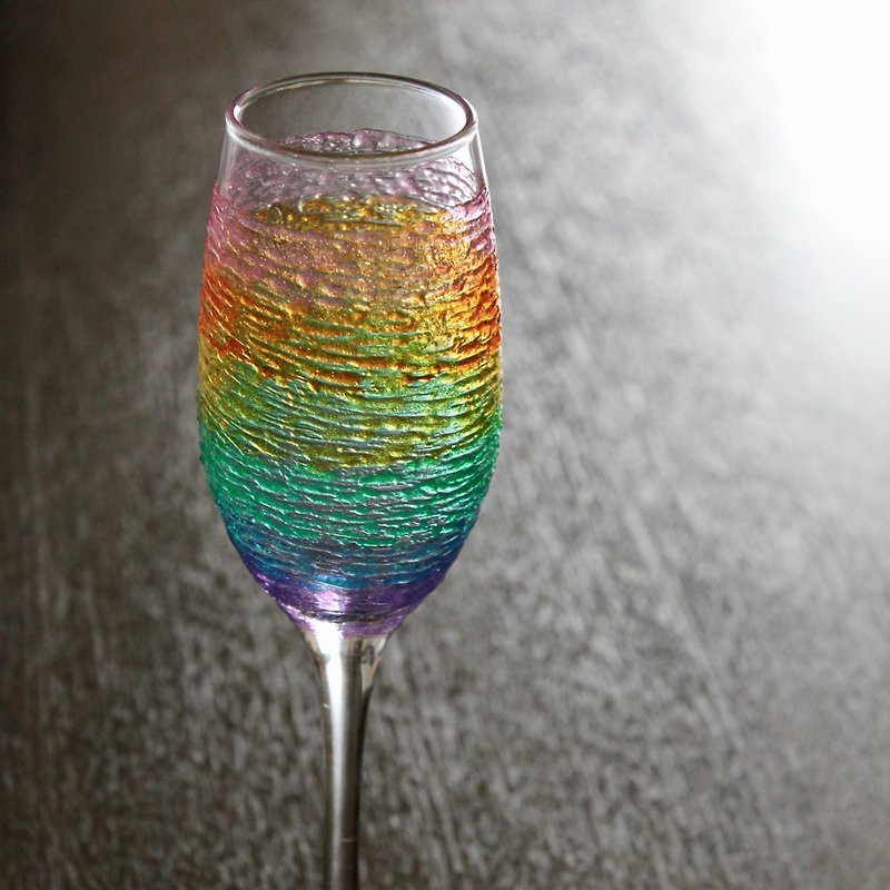 夢幻彩虹│彩繪手工水晶玻璃香檳杯 可客製化婚禮酒杯禮物 - 擺飾/家飾品 - 玻璃 多色