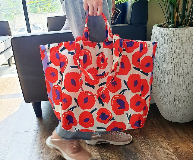 XL red shopper bag