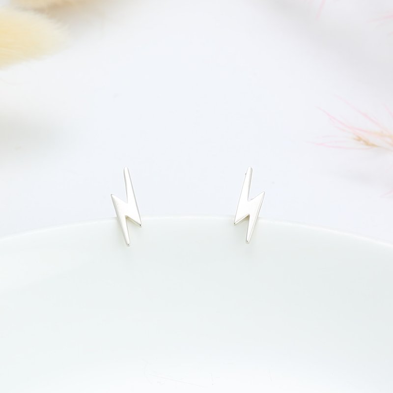 Power lightning s925 sterling silver earrings Birthday Valentine Day gift - ต่างหู - เงินแท้ สีเงิน