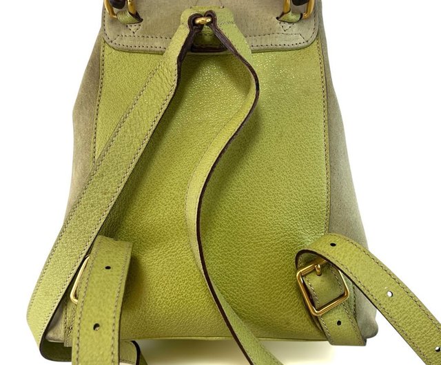 GUCCI グッチ リュック・バックパック スエード ライトグリーン 本物GUCCI グッチバンブーリュックバックパックスエードライト