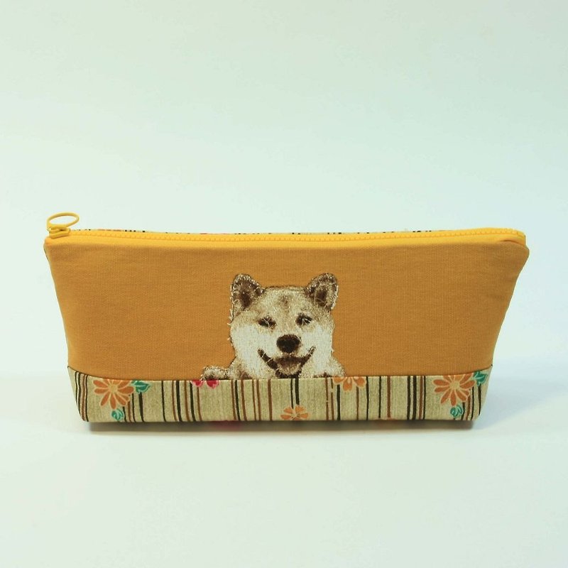 Embroidery pencil case 09-Shiba Inu - กล่องดินสอ/ถุงดินสอ - ผ้าฝ้าย/ผ้าลินิน สีนำ้ตาล