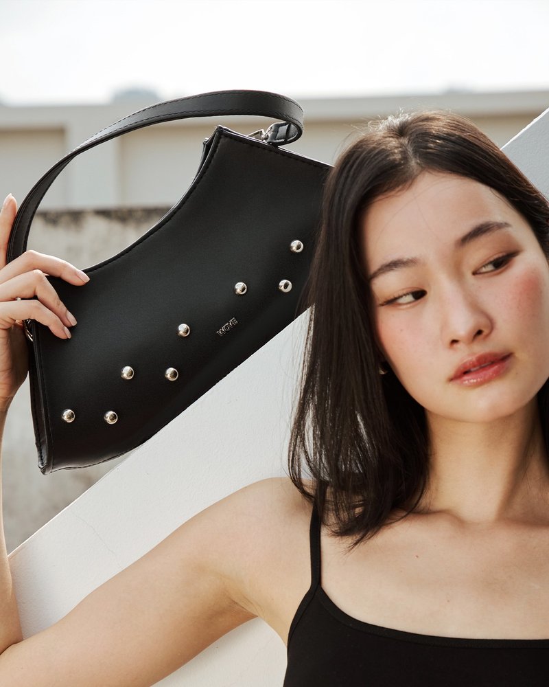 WOVE - Rocking Rivet shoulder bag - 手提包/手提袋 - 人造皮革 黑色