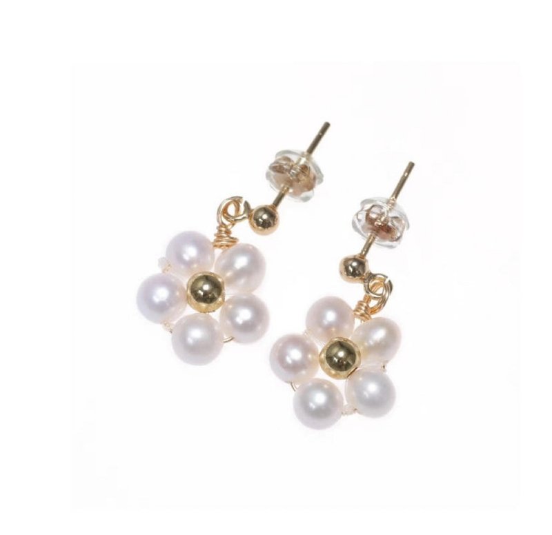 SALTY PUMPKIN vintage baroque pearl small flower earrings - ต่างหู - ไข่มุก ขาว