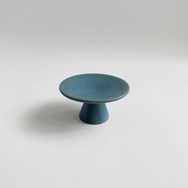 [Small high platform series] Gray blue small high plate No. 1 - Items for Display - Pottery Blue