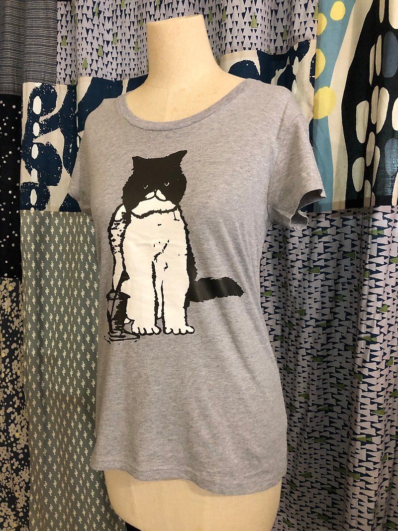 Organic cotton tops - 皓 果汁 juice cat - gray - female version - fair trade - Women's T-Shirts - Cotton & Hemp Gray