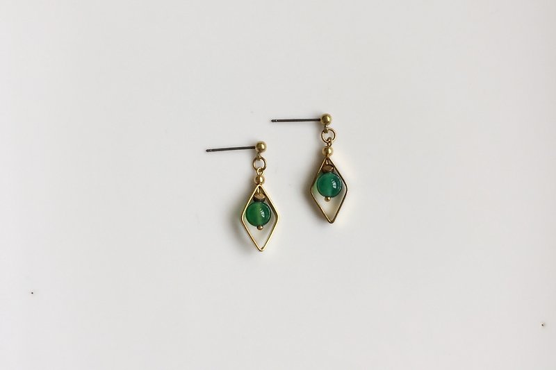 相印-綠瑪瑙款 黃銅耳環 - 耳環/耳夾 - 其他金屬 綠色