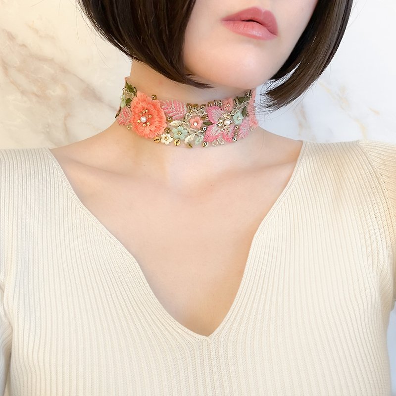 [SS23] Lucky light and bouquet / Organ-embroidered choker SV242 - Chokers - Polyester Multicolor