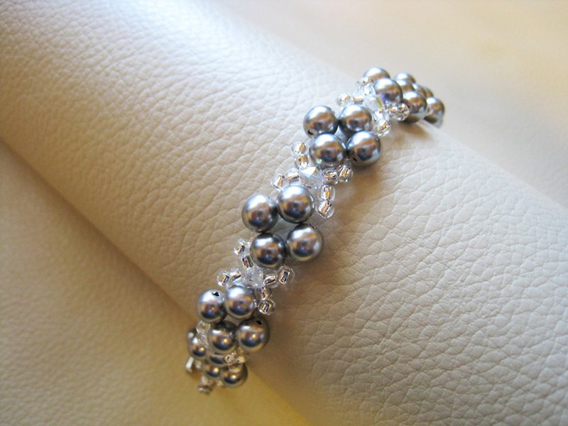 Silky Pearl & Swarovski Crystal Bracelets / SMA : Gray Bridal* - สร้อยข้อมือ - ไข่มุก สีเทา