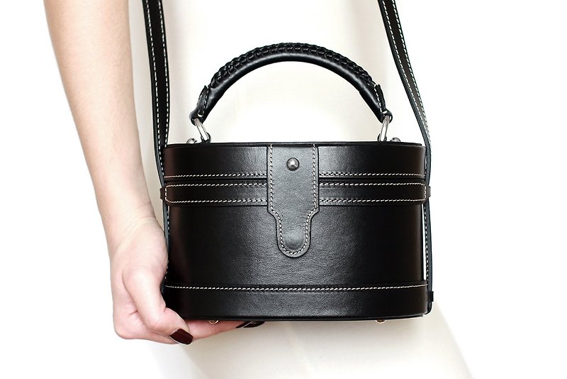 Black bag, black crossbody, black leather bag, womens designer bag, shoulder bag