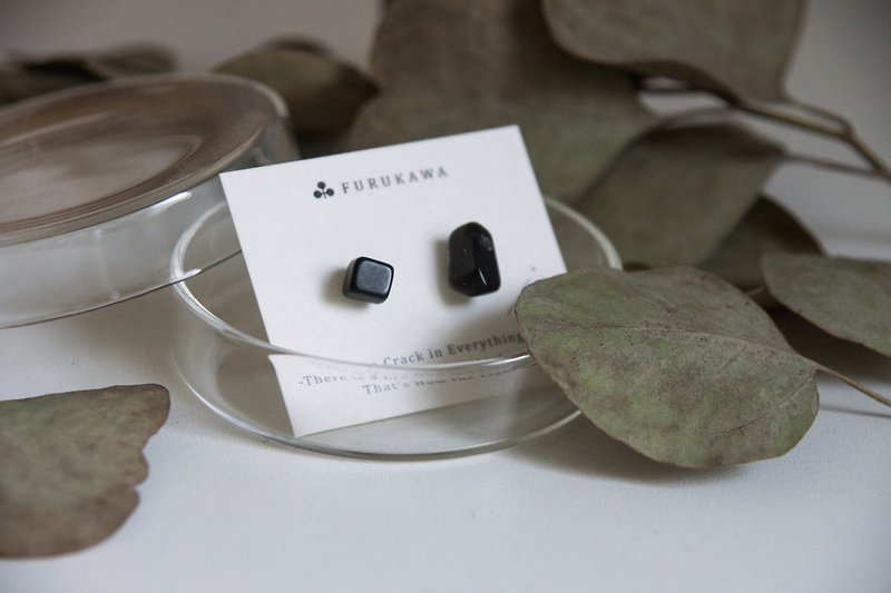 CRACK | Mineral Earrings | EARRINGS - Earrings & Clip-ons - Jade Black
