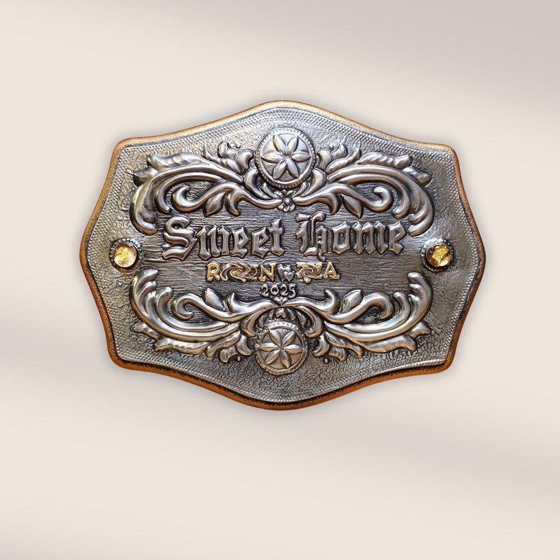錫雕人名門牌 客製手工藝術壁飾 實木底座 - 擺飾/家飾品 - 其他金屬 銀色