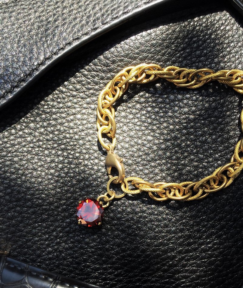 ❈La Don Ladong ❈ - Button Bracelet - Staggered Brass Bracelet Red Zircon - Bracelets - Other Metals Gold