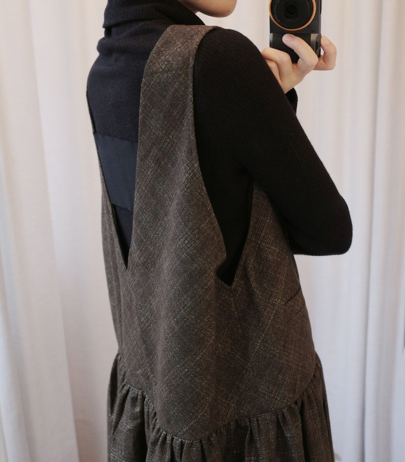 UUIN OUTLET _ 棕格紋長版無袖洋裝 - 洋裝/連身裙 - 羊毛 咖啡色