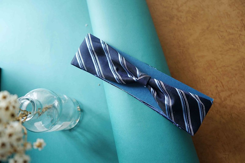 古董領帶改造復古鐵絲髮帶-紳士藍 - 髮帶/頭箍 - 絲．絹 藍色