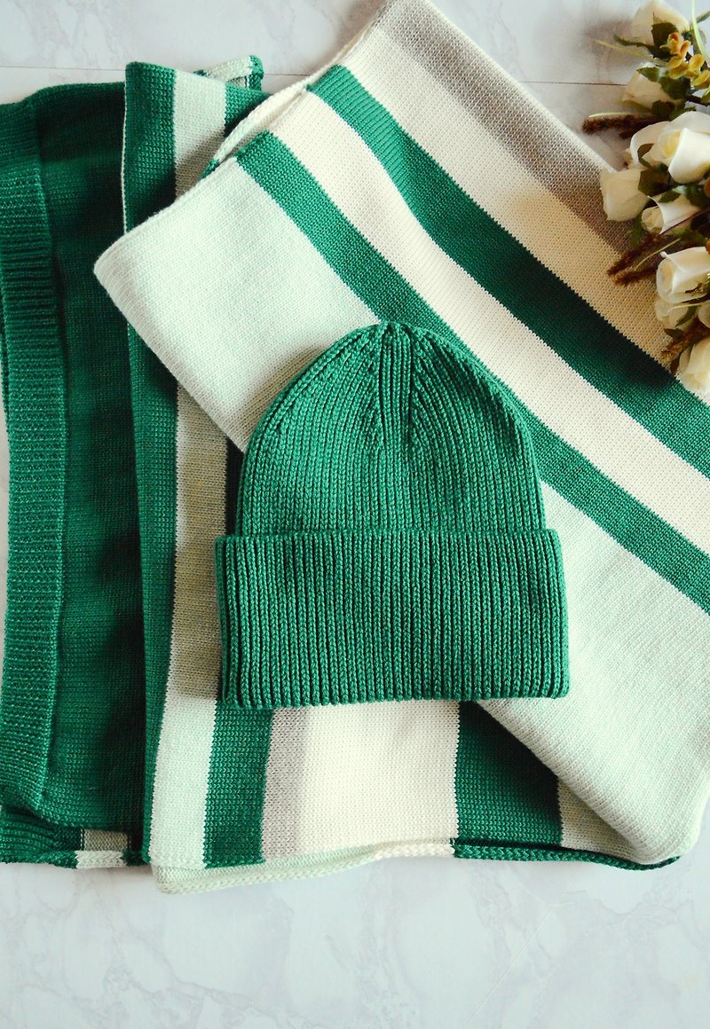 Hat with lapel and scarf - emerald knitted set - Hats & Caps - Wool Green