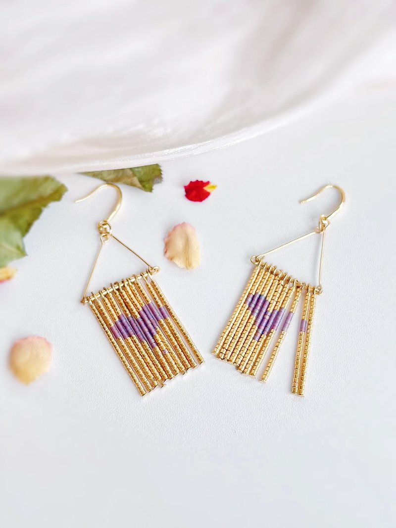 Purple Heart Gold Tassel/Handmade Bead Earrings - ต่างหู - แก้ว หลากหลายสี