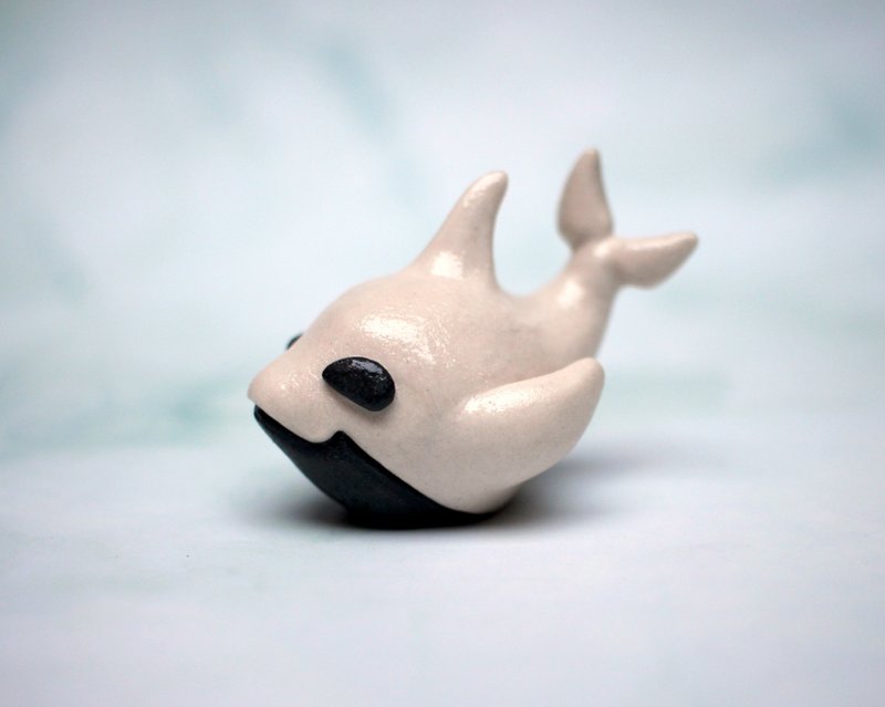 Killer whale porcelain doll ornaments - ตุ๊กตา - เครื่องลายคราม ขาว