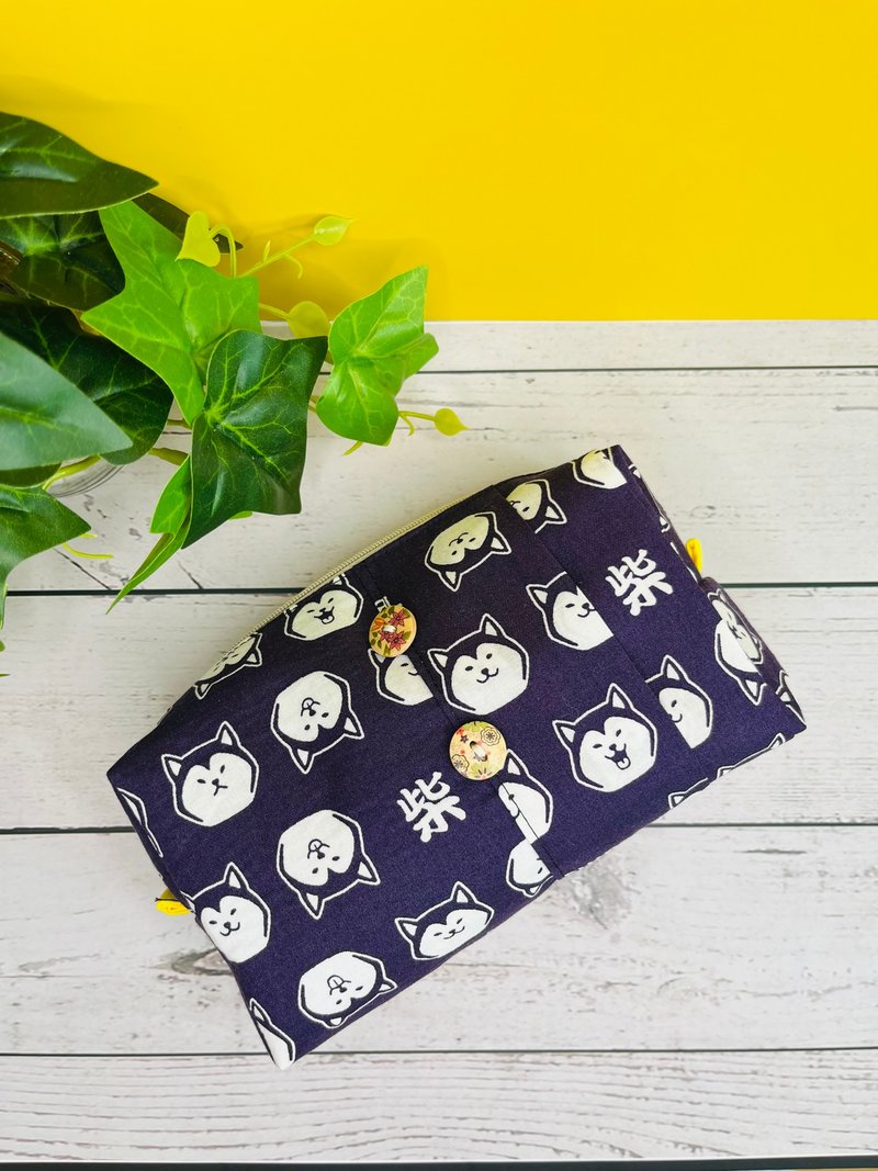日本製柴犬柄ポーチ - 化妝包/收納袋 - 棉．麻 藍色
