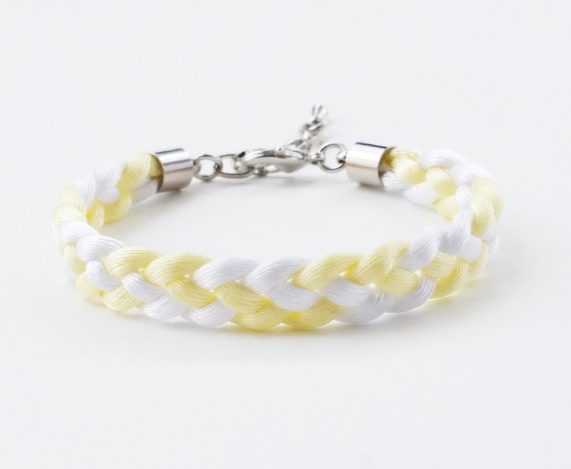 Yellow / White braided mini bracelet - สร้อยข้อมือ - วัสดุอื่นๆ สีเหลือง