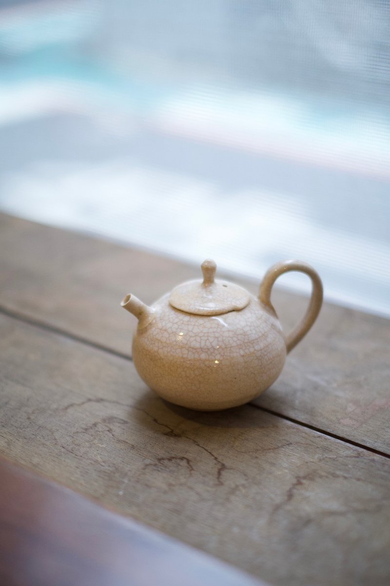 【伊藤真一系列】月光釉陶壺 - 茶壺/茶杯/茶具 - 陶 