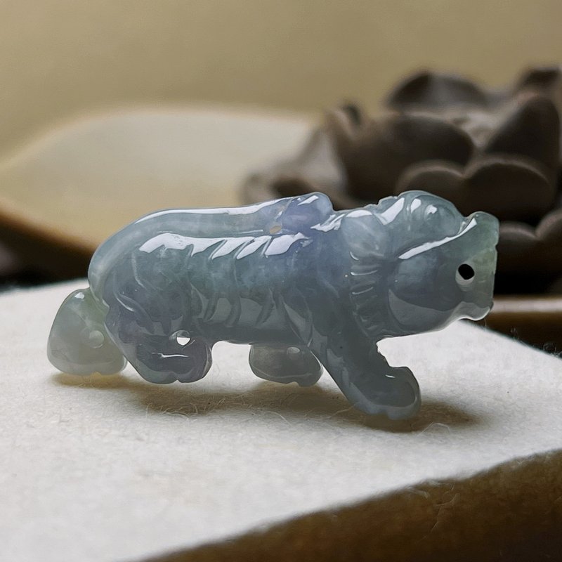 冰種春帶彩翡翠老虎 | 天然A貨翡翠 | 送禮 - 金工/飾品 - 玉石 透明