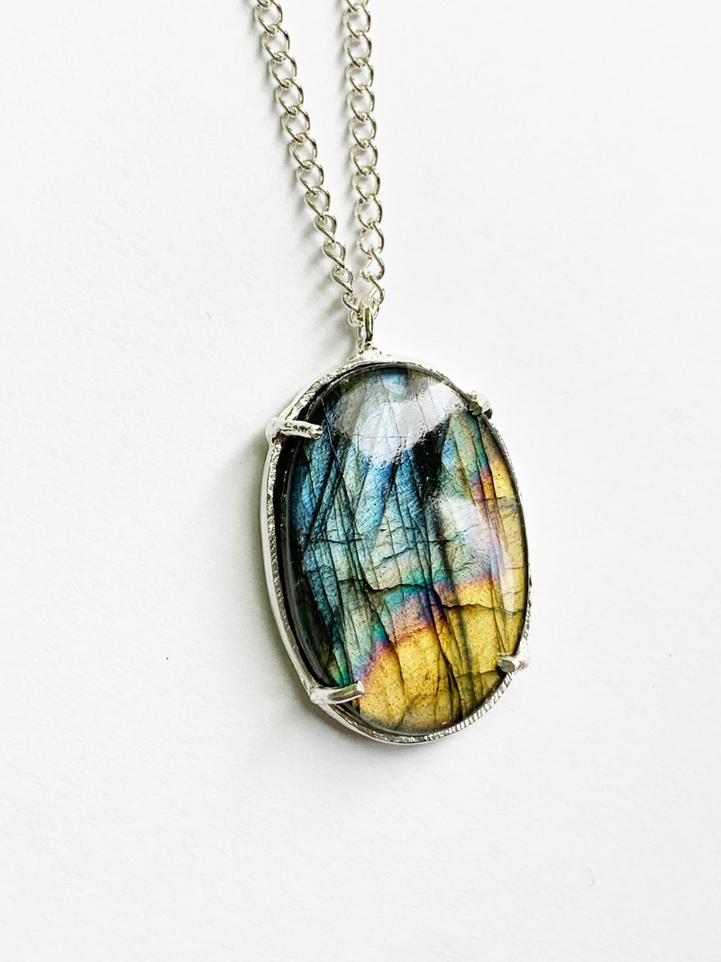 Oval labradorite necklace - สร้อยคอ - เครื่องประดับพลอย หลากหลายสี