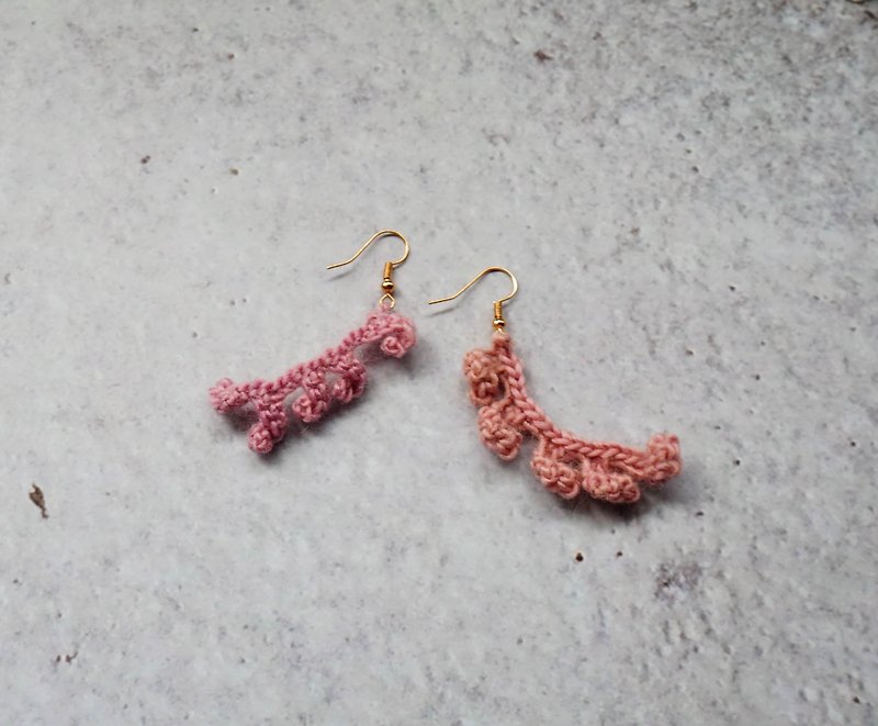 手工鉤織耳環 | 莟 - 耳環/耳夾 - 羊毛 粉紅色
