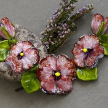 手作りのランプワークのバラの花のビーズ、職人が彫刻した花のガラスビーズセット - ショップ InnaKirkevichLampwork 陶芸/ガラス  - Pinkoi