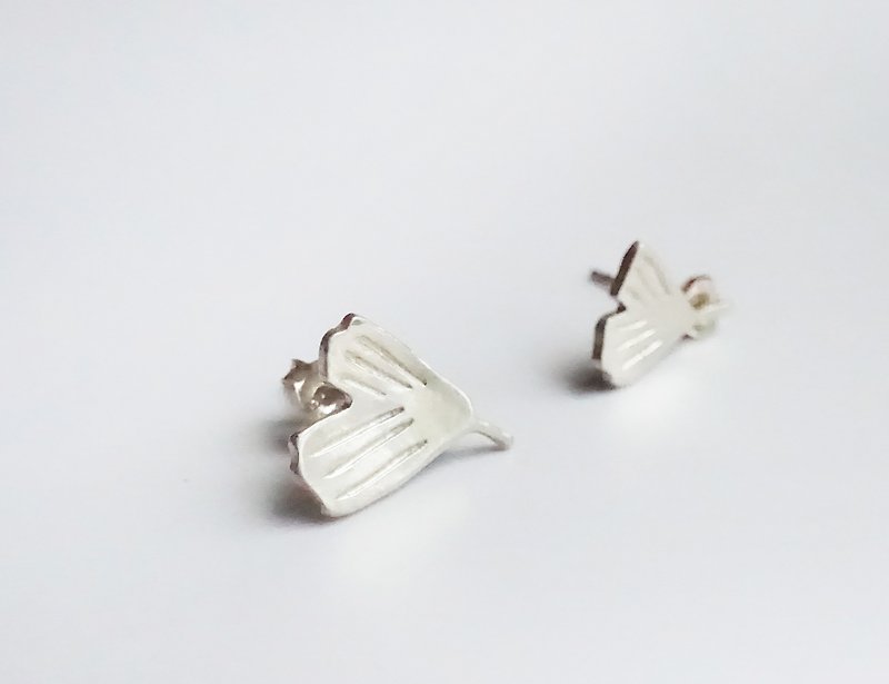 Taiwan Alpine Adiantum ear needles - Earrings & Clip-ons - Sterling Silver Silver