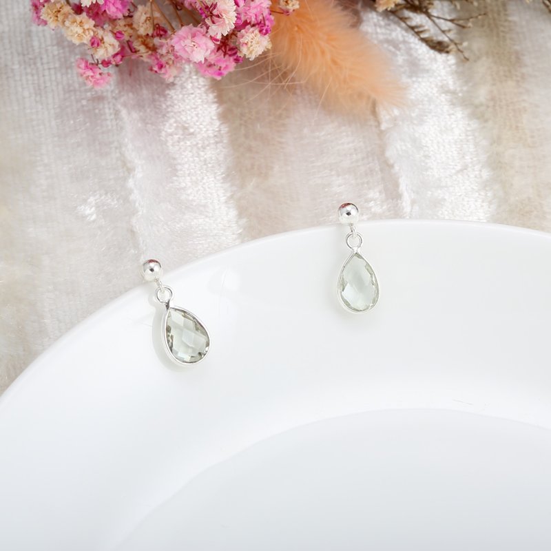 【Angel & Me】Green Quartz Crystal Raindrop earrings (changeable ear clips) - ต่างหู - เงิน สีเขียว