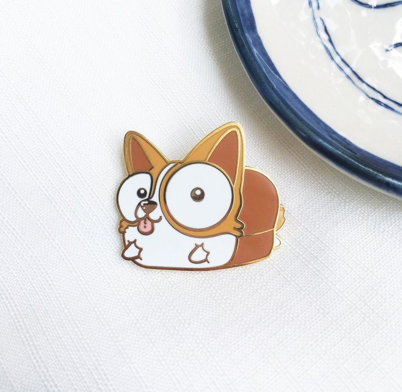 Corgi Bread : Hard Enamel Pin - 徽章/別針 - 其他金屬 咖啡色